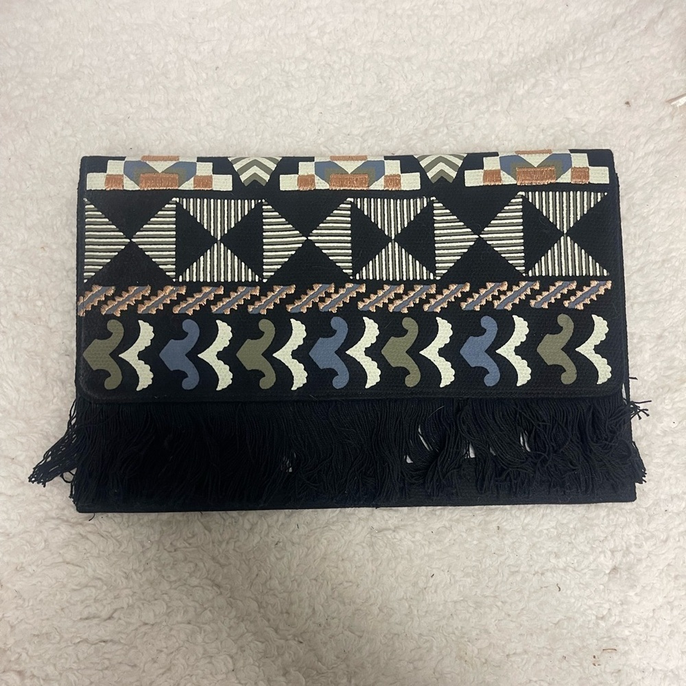 NWT Stella & Dot Embroidered Fringe Clutch